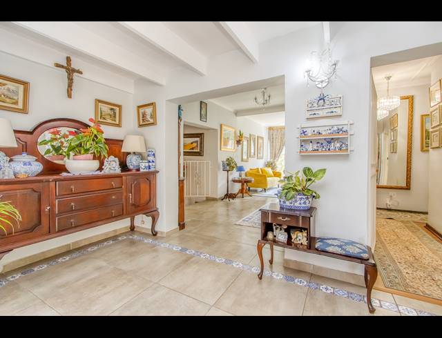 4 BEDROOM HOUSE FOR SALE IN BRYANSTON